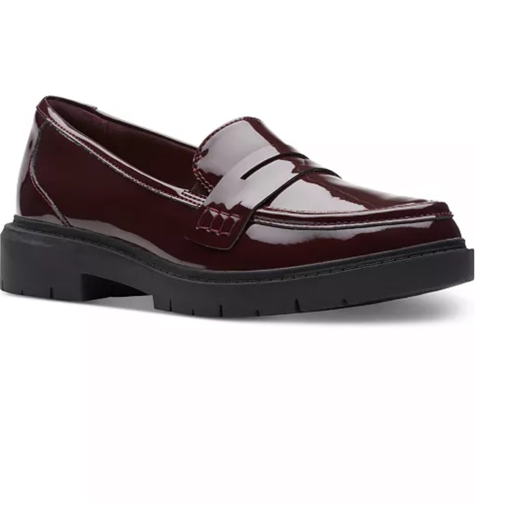NEW Women’s Clark’s Patent Leather Penny Loafers